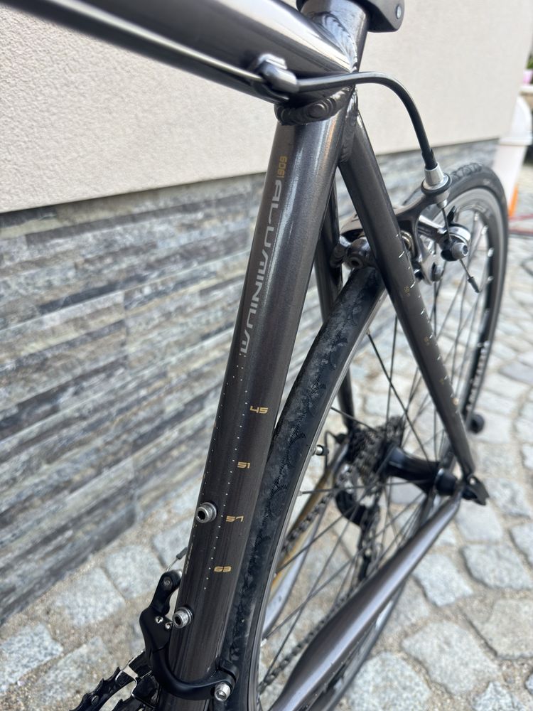 Шосеен алуминиев велосипед Btwin размер: 28/50см