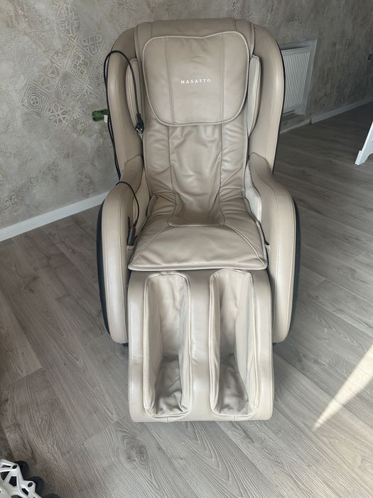 Fotoliul de masaj pentru un masaj complet.