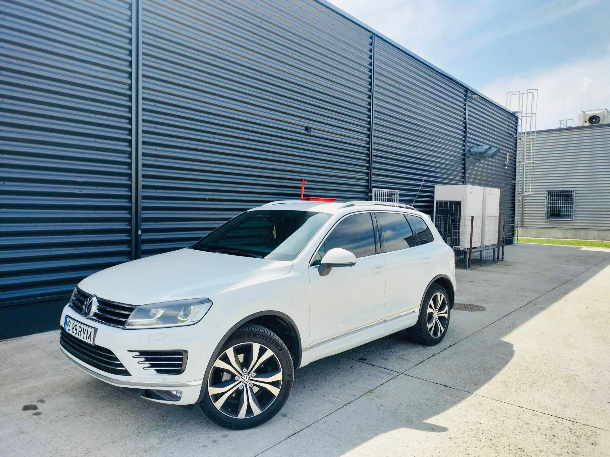 Volkswagen Touareg 3.0 v6 262 cp an 2017 preț 19800€