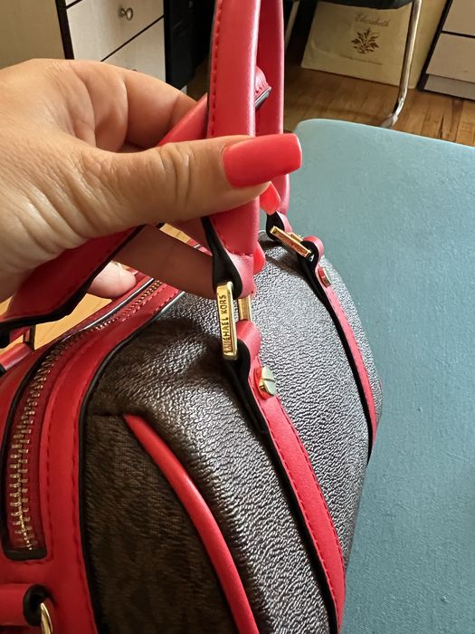 Michael Kors чанта