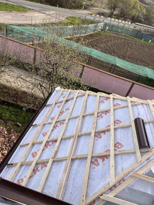 Montaj  acoperisuri BILKA reparații vopsit velux