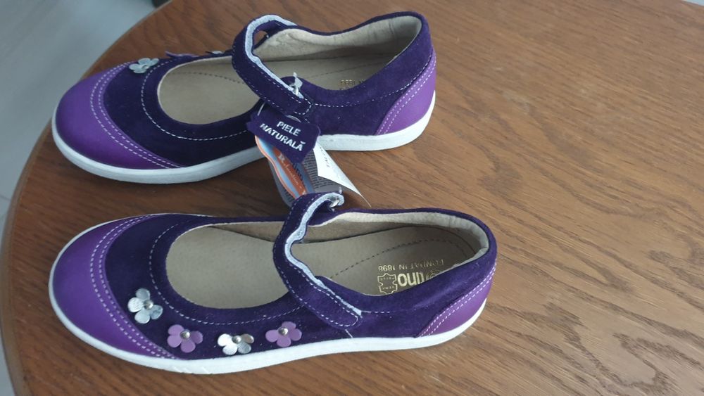 Vand pantofi noi fete, piele naturala, marimea 35, interior 23cm