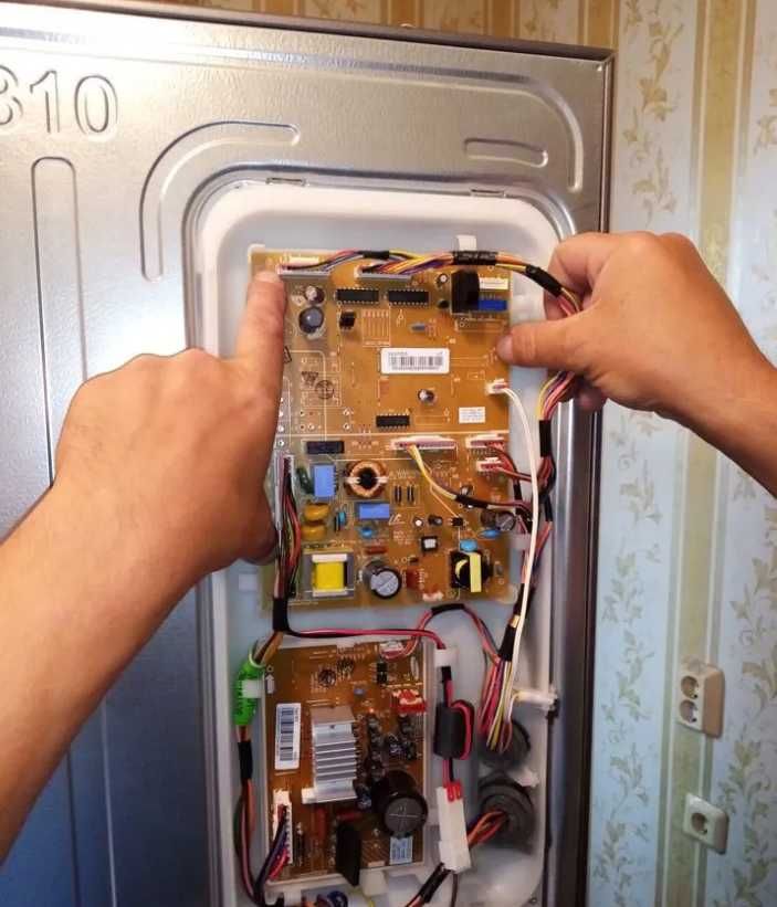 ремонт стиральных машин и холодильников домашних
