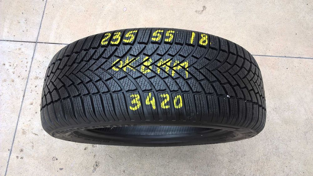 O anvelopa iarna 235 55 18 bridgestone blizzak Lm 005 cu 8 mm 3420