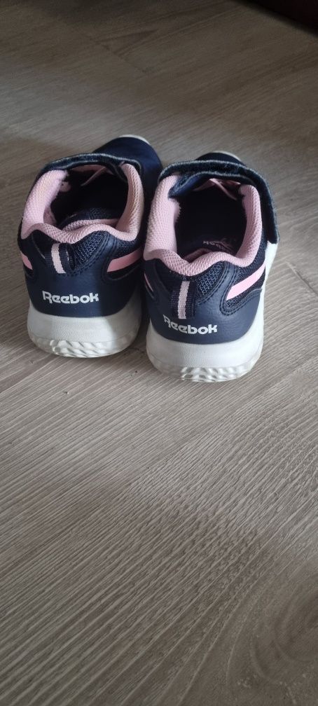 Adidași Reebok, mărimea 32