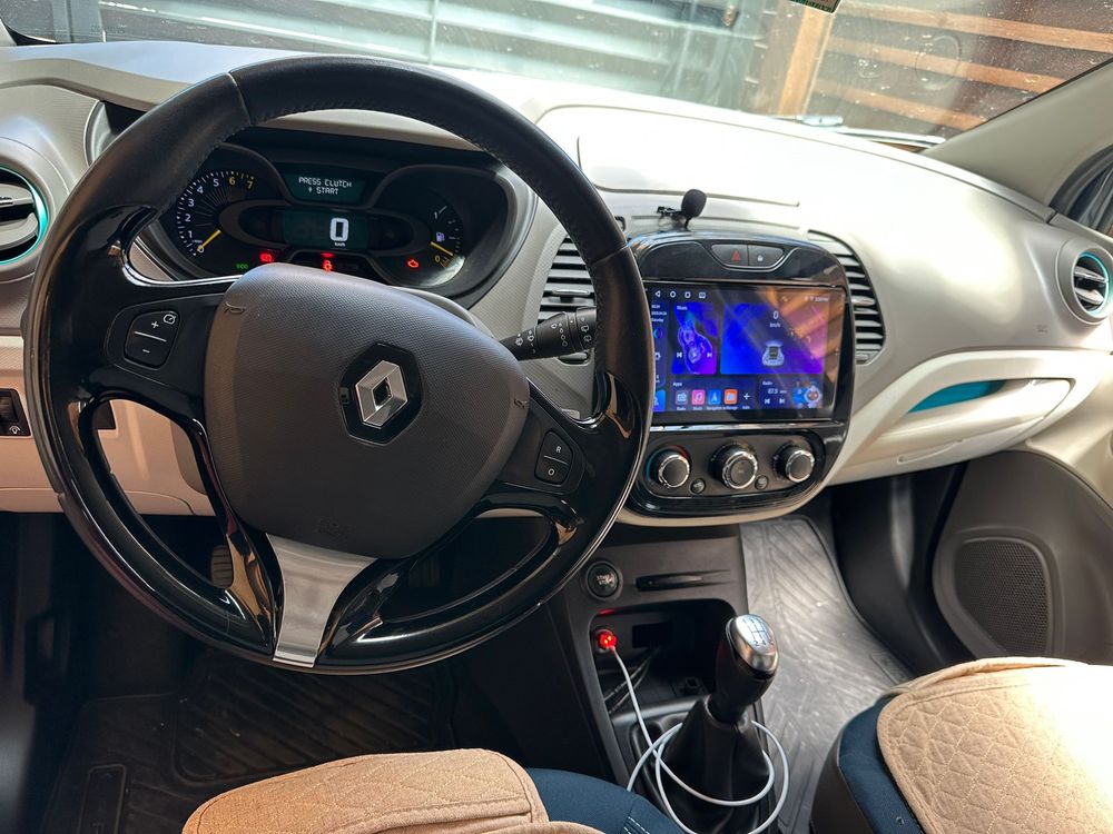 Renault Captur 0.9 benzina Navigatie Carplay