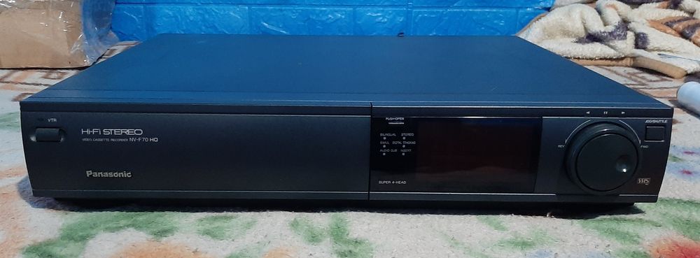 Vand videorecorde panasonic NV-Fs70 stereo Hi-Fi în stare bună