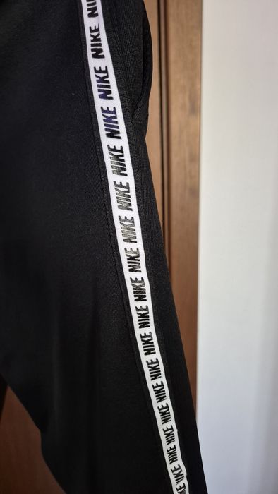 Pantaloni trening Nike adolescenți