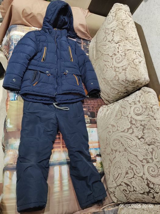 Зимний костюм лыжник