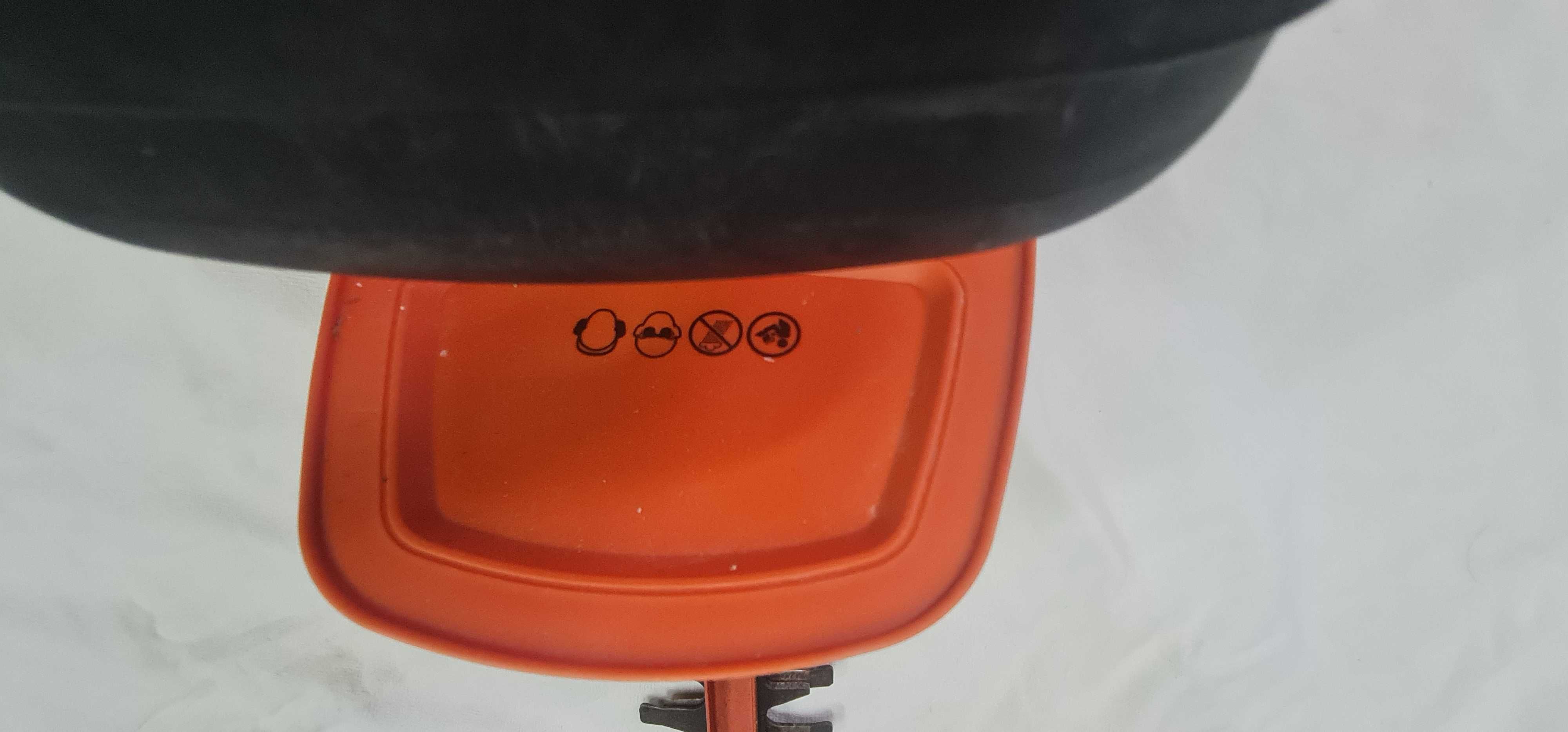 Акумулаторен храсторез Black & Decker GTC5455PC