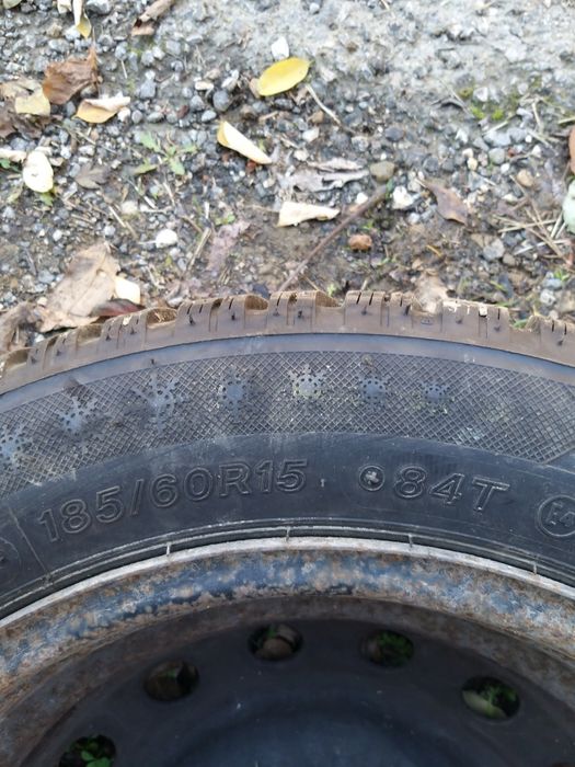 Зимни гуми с джанти 185/60/15