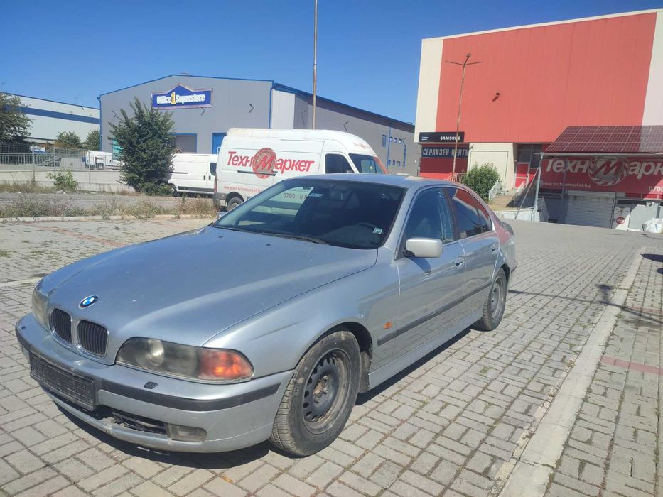 На части: BMW E39 520I M52B20 150кс.