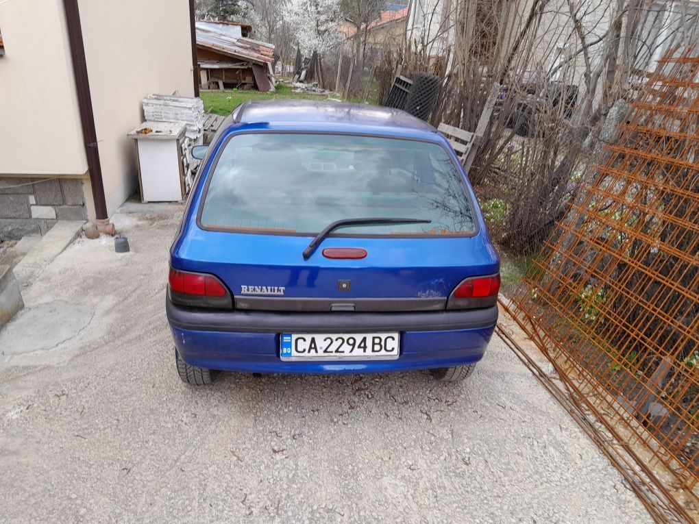 Renault Clio 1.4 Бензин