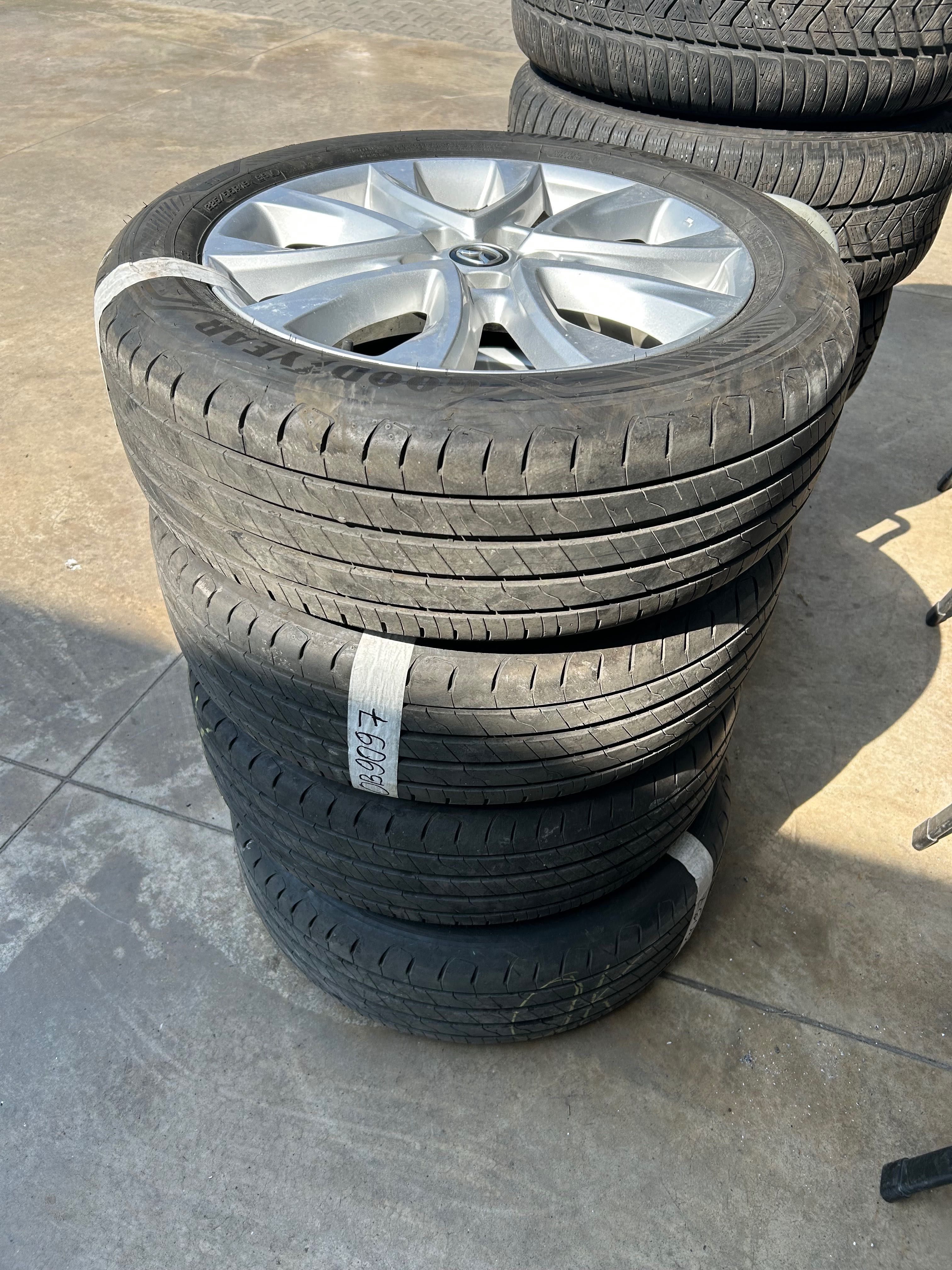 Джанти 19’ с летни гуми Goodyear,4 бр.