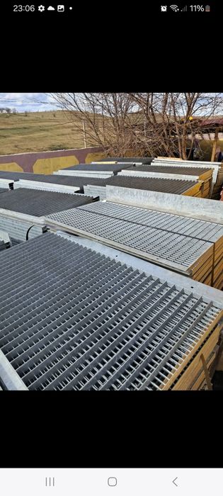Grătare zincate la diferite dimensiuni