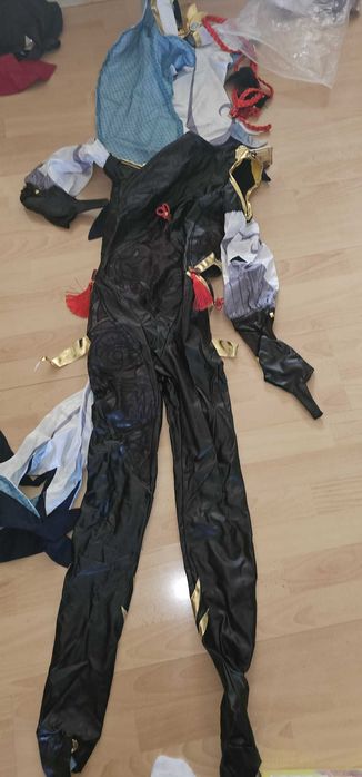 Costume tip Anime - marime S - pretul afisat este pe bucata!