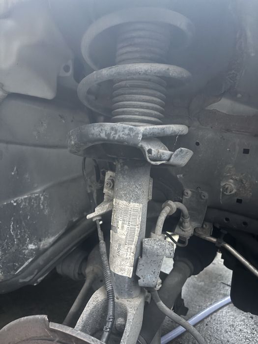 Ansamblu arc amortizor si flanșă față volvo v50  an 2012