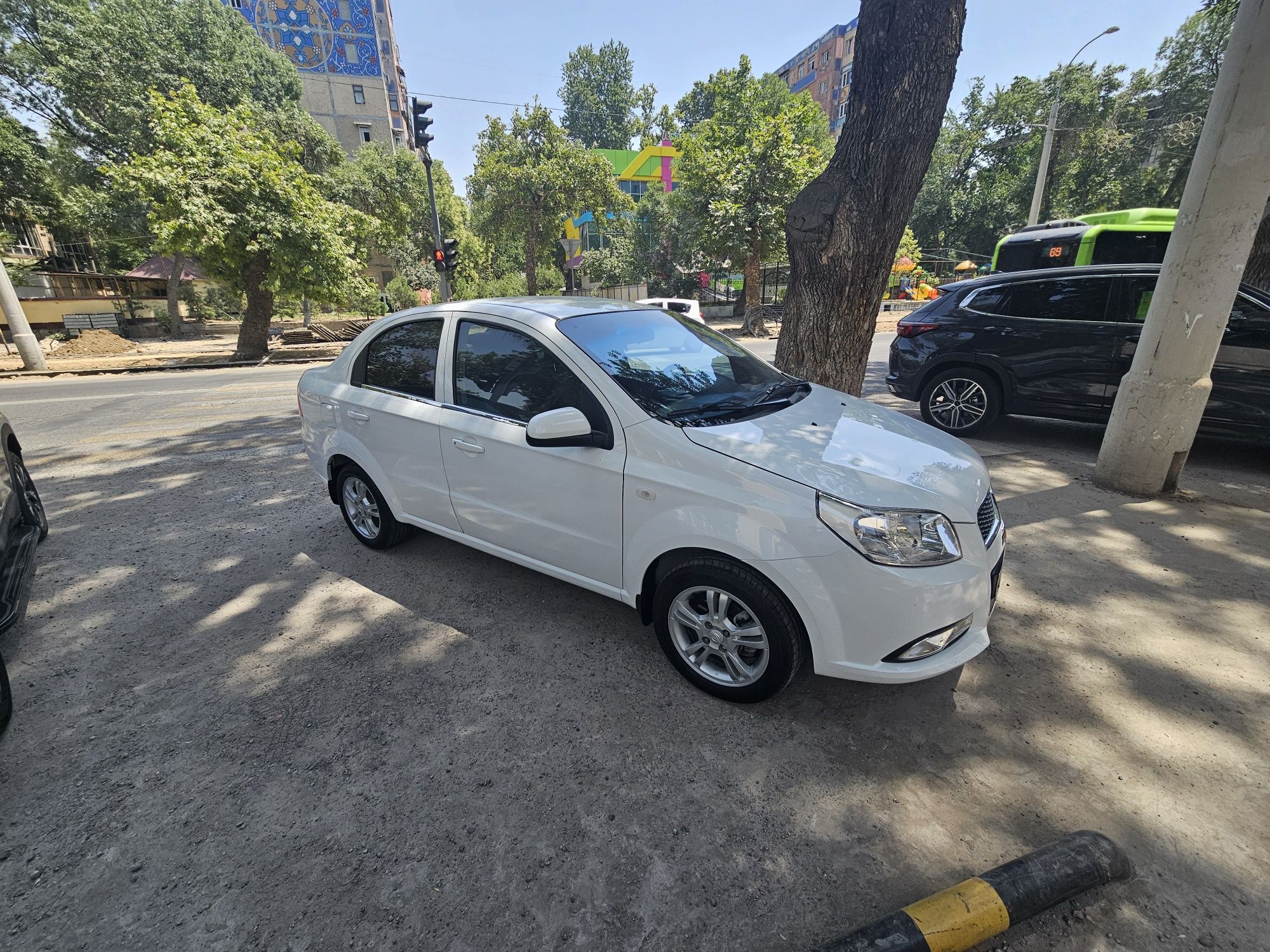 Сдам в аренду Нексия 3 4 позиция Автомат