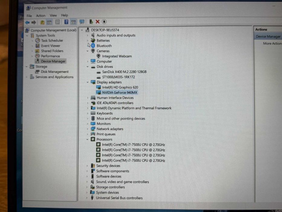 Laptop DELL Inspiron 15,6"  i7 8gb Ram 1TB + 128GB HDD tast luminata