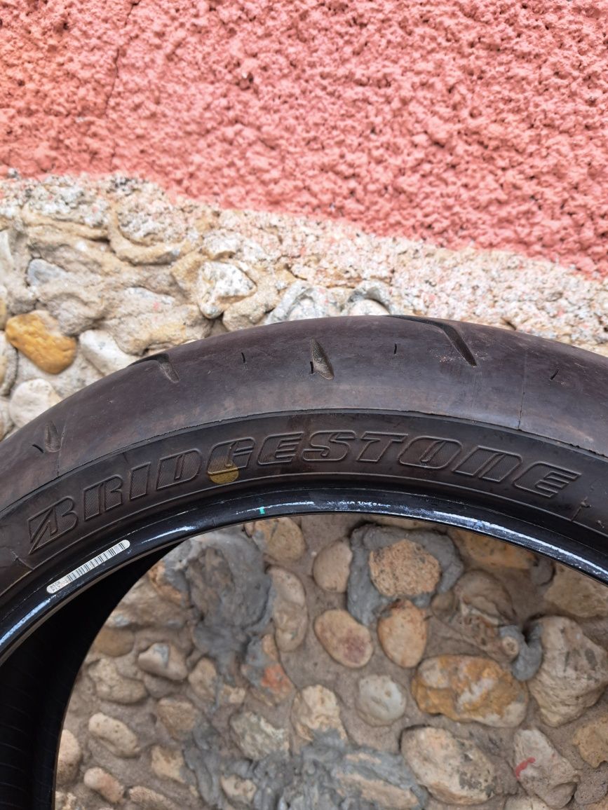 Bridgestone Battlax BT016