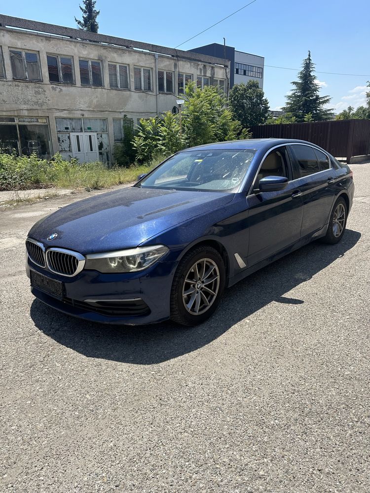 Bmw G30 520i На части бензин