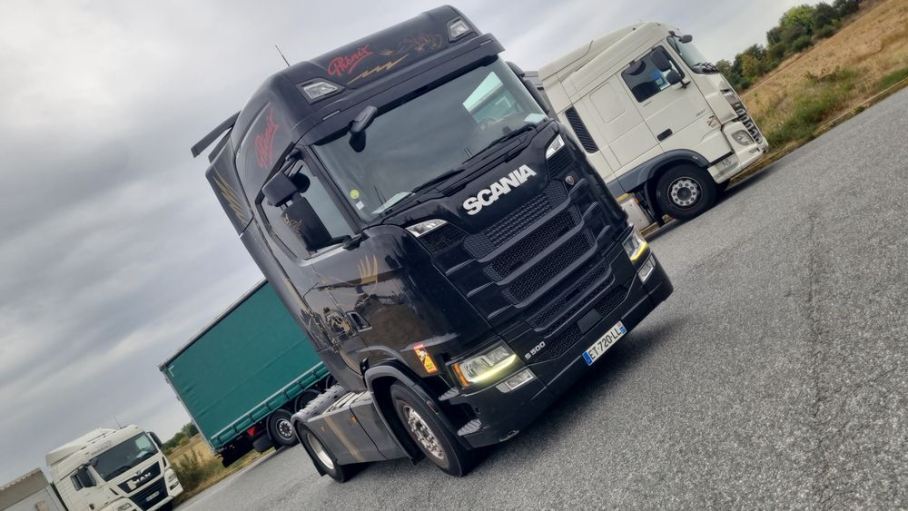 Cap tractor Scania S 500