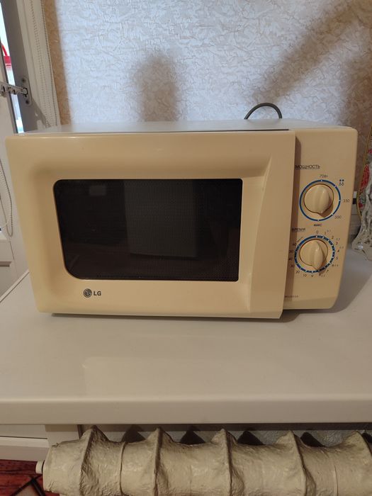 Продам Микроволновку В Отличном состоянии