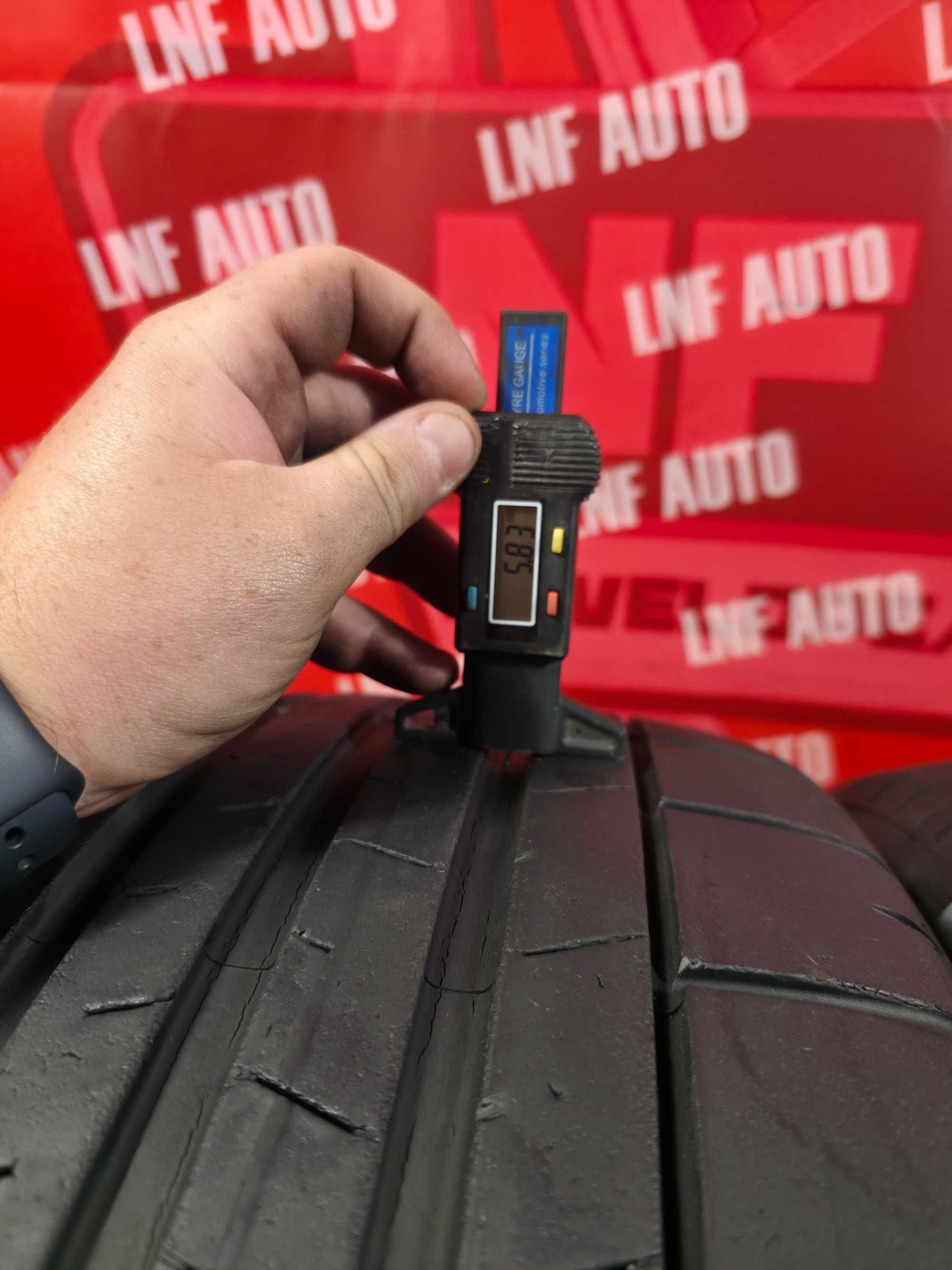 Anvelope de VARA - 235/40/19 - PIRELLI - 5.83 MM - DOT 2017 !