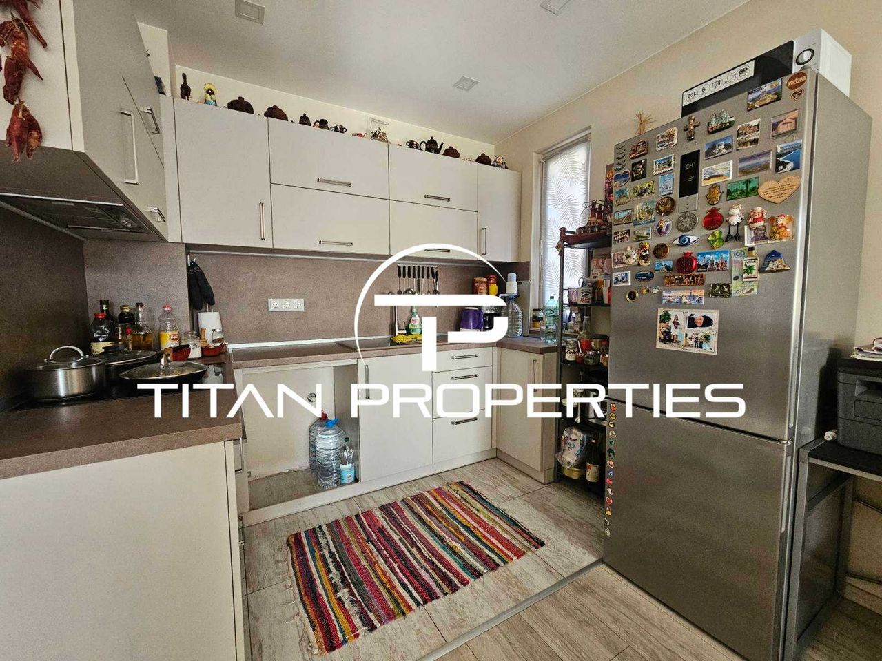 Продава се Тристаен апартамент в Варна, Бриз - 100 кв.м за 2350 €/кв.м - Снимка #2