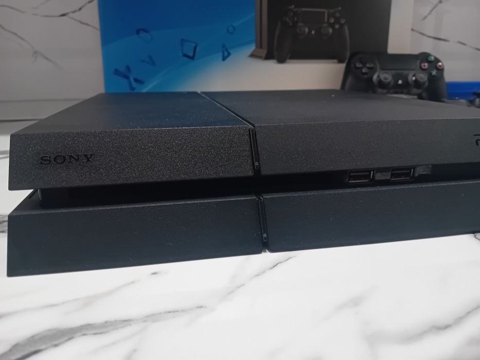 PlayStation4 Jet Black