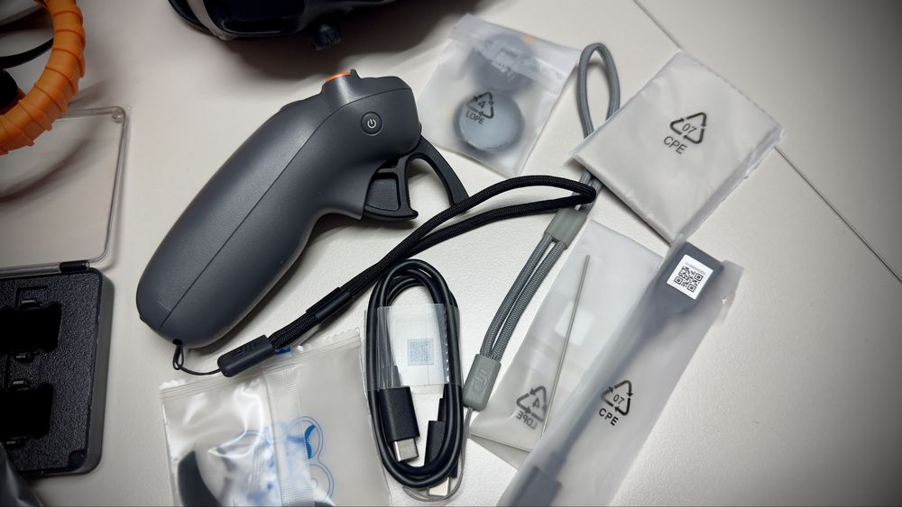 DJI Avata 2 Fly More Combo