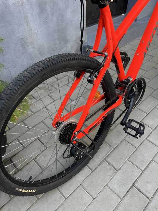 Bicicleta B'Twin Rockrider 340 Cadru L 26" NOUA