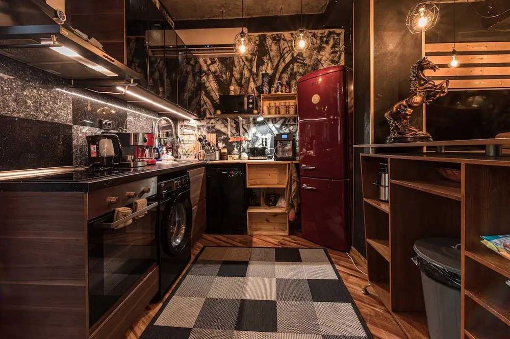 Продава се Тристаен апартамент в София, Център - 83 кв.м за 3133 €/кв.м - Снимка #5