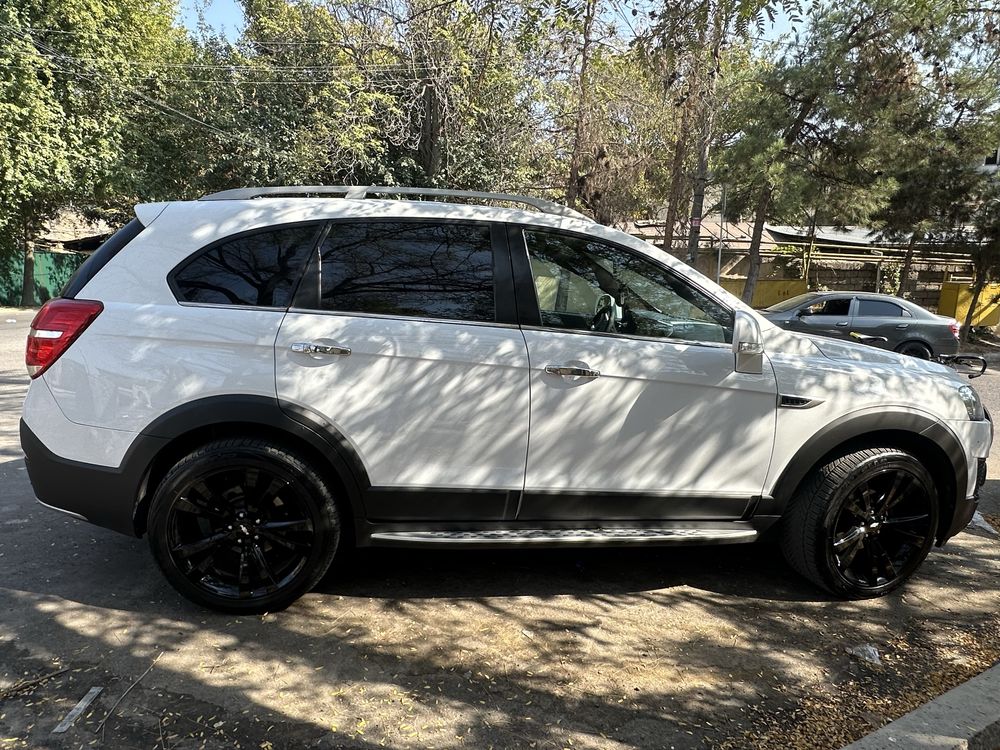 Captiva 3+ 2015.