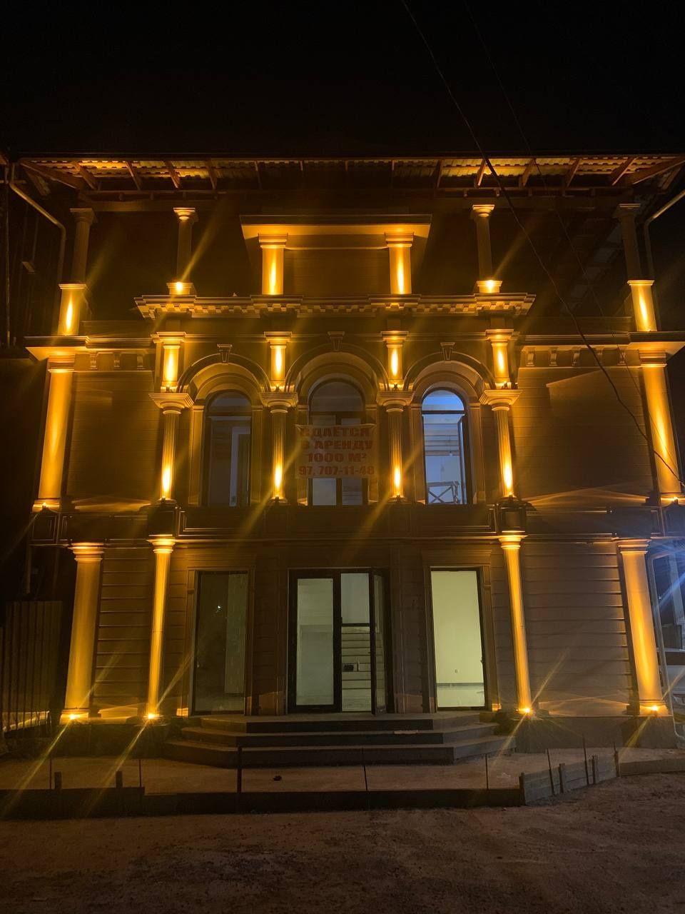 Hotel hostel mehmonxona sutochniy xonalar, kishi boshiga 100.000 sum