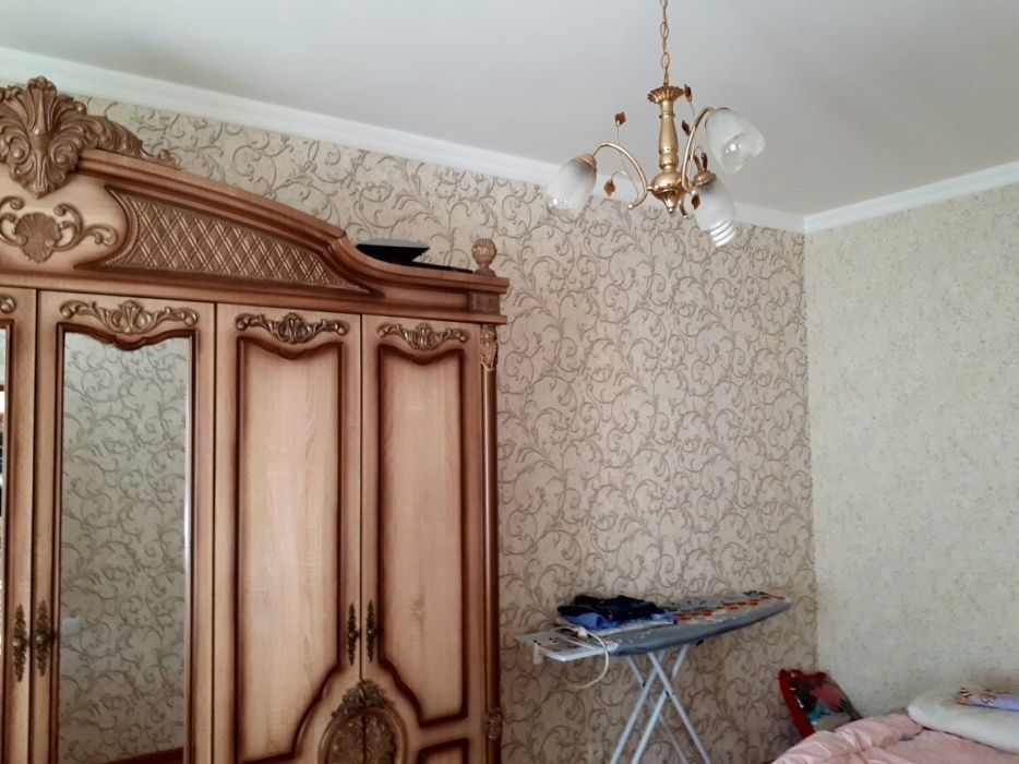 Продам дом Алтайский базар 2 этажный 3.50 сотки