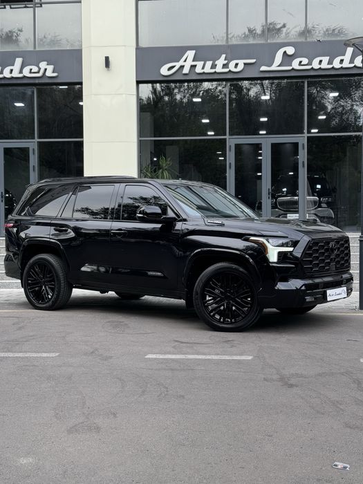 TOYOTA Sequoia iForce Max Capstone