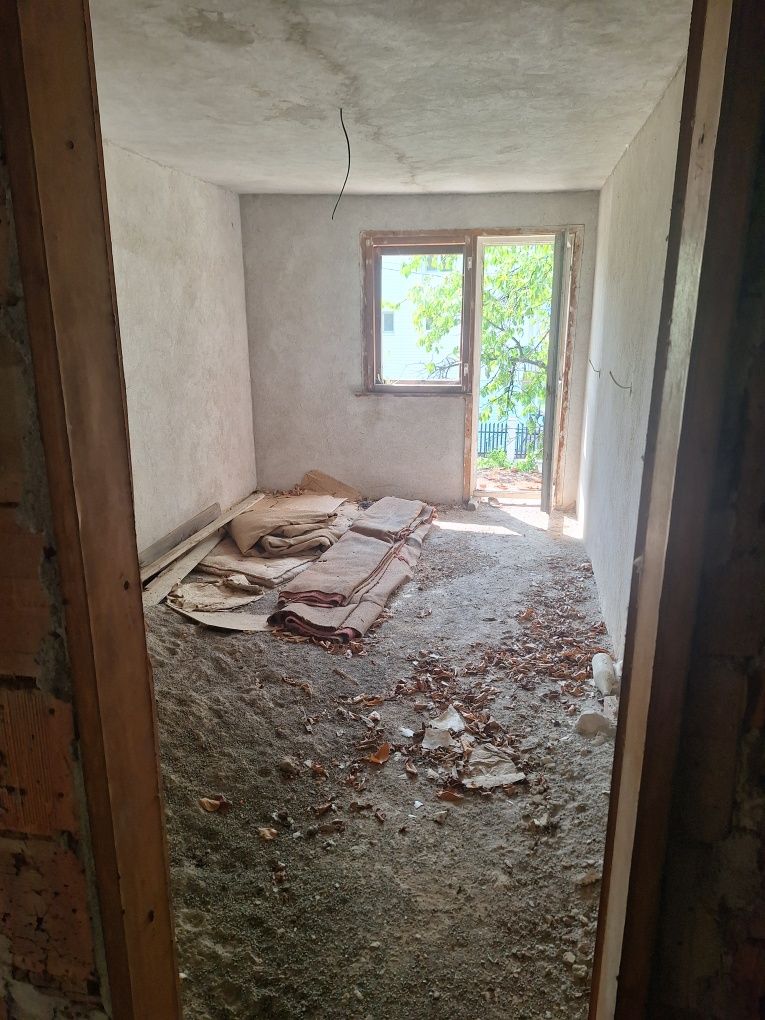 Продава се Къща в с. Кошарево, Област Перник - 120 кв.м за 510 €/кв.м - Снимка #10