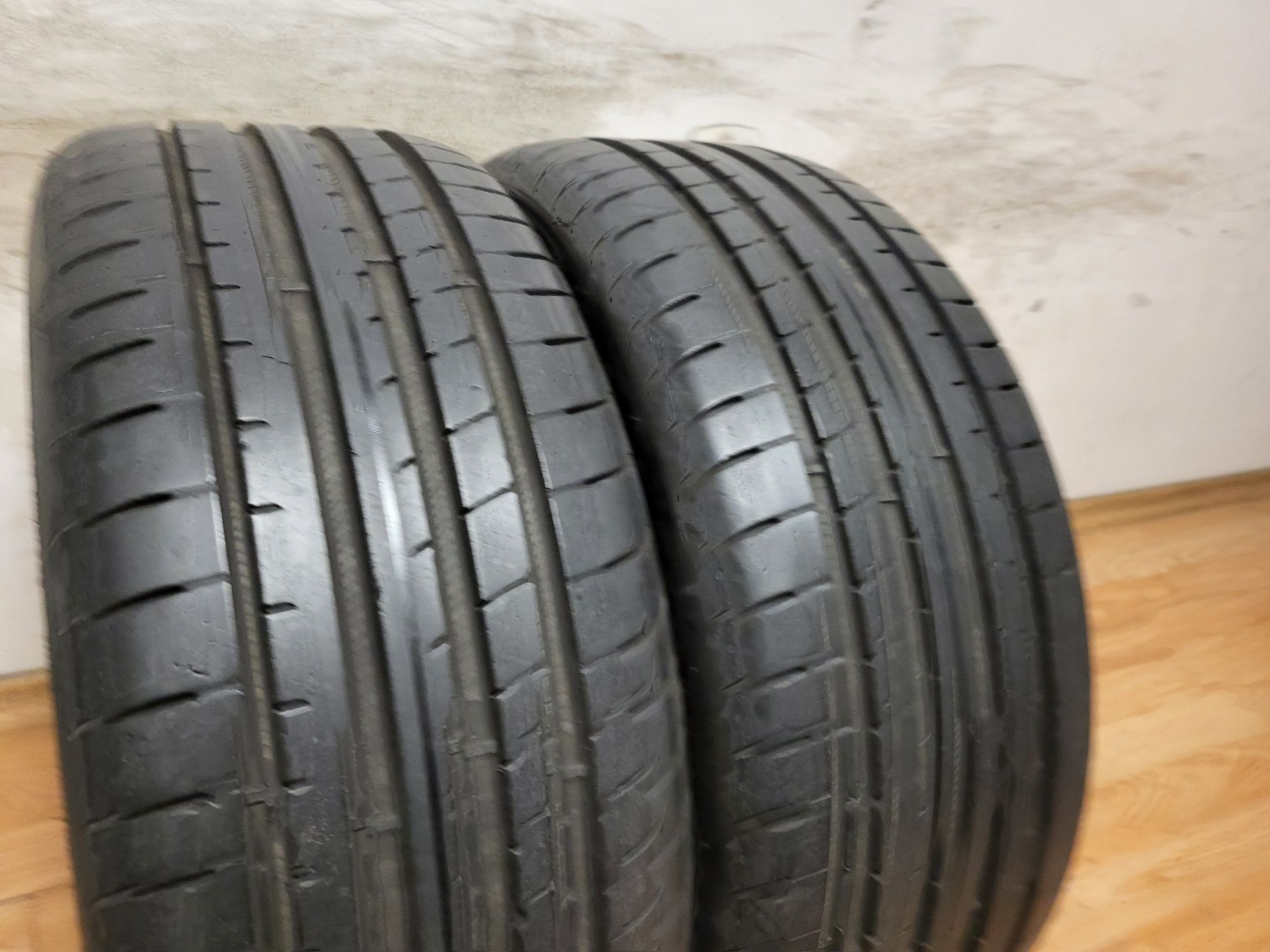 2 бр. 215/45/17 Dunlop / 2 бр. 215/40/17 летни гуми