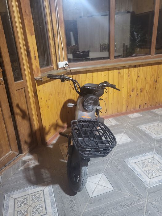 Электро скутер Vetro 500w