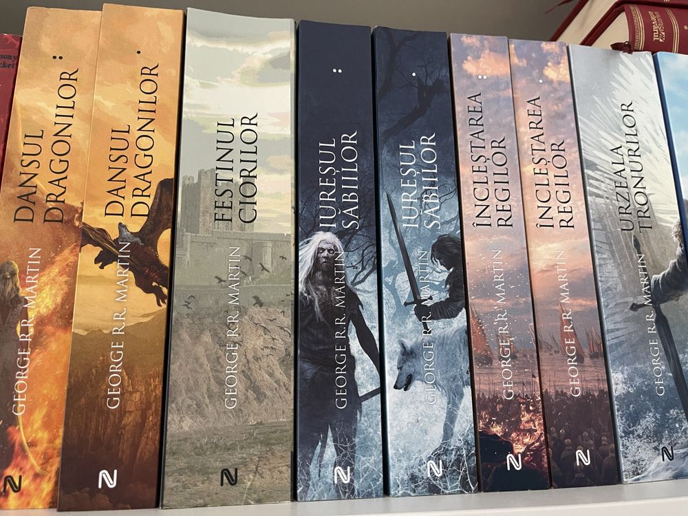 Vand 8 volume Game of Thrones (Urzeala Tronurilor)