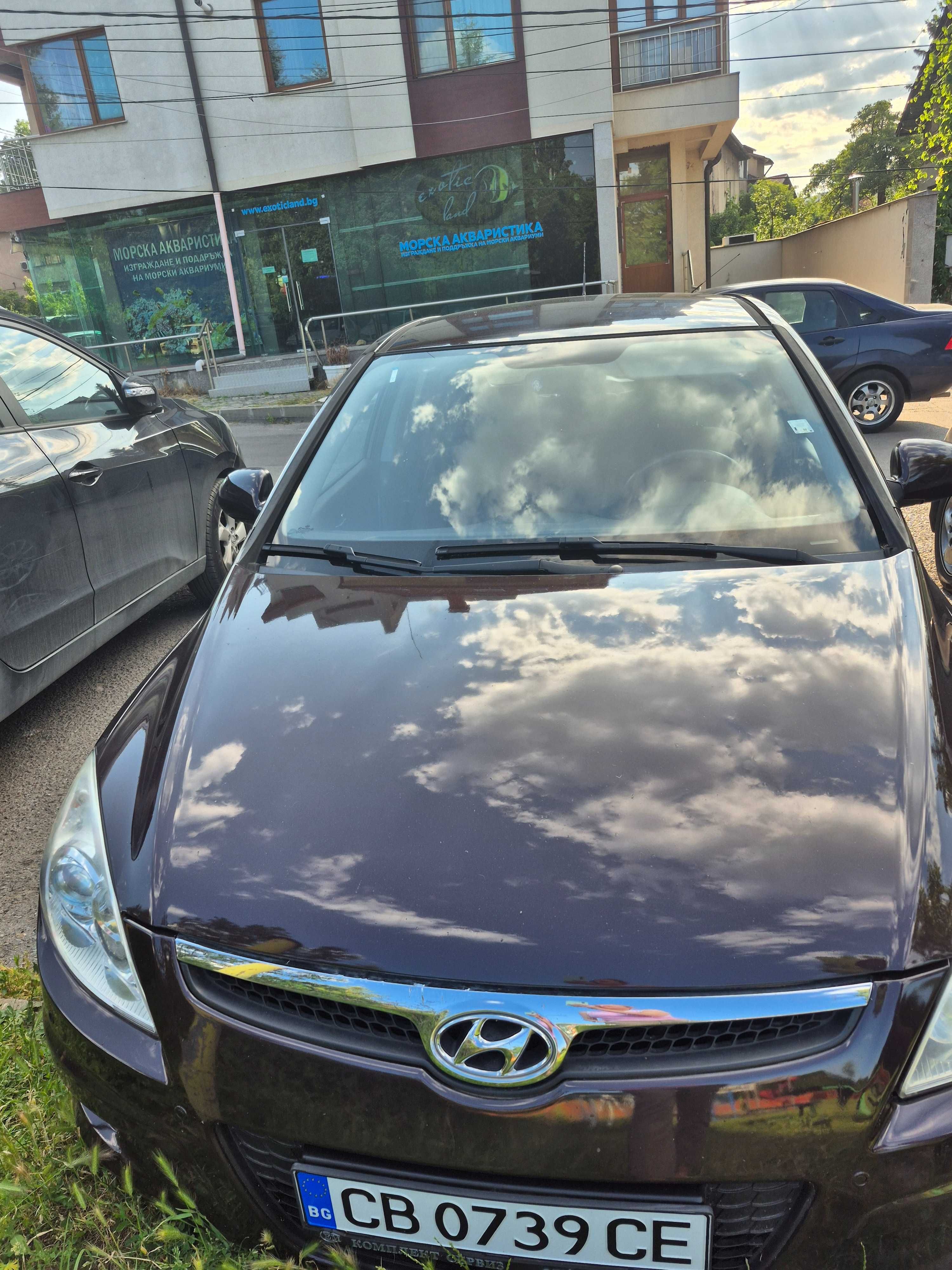 HYUNDAI i30 автоматик под наем, 20 лв. на ден.