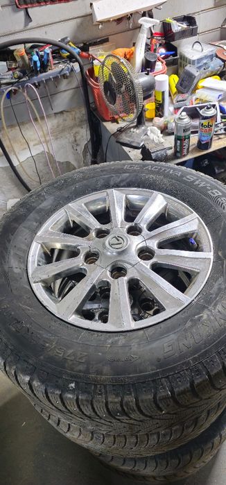 Резина зима 275/65 R17 с дисками