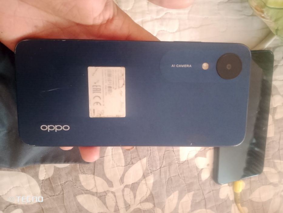 Продаеться смартфон