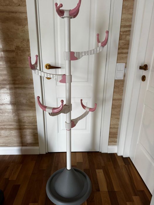 Vand cuier camera fetita