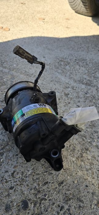 Компресор за климатик DELPHI OPEL ZAFIRA B