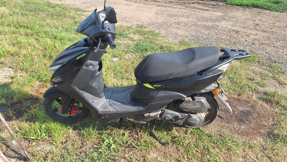 Vand scuter Motron Breezy 50