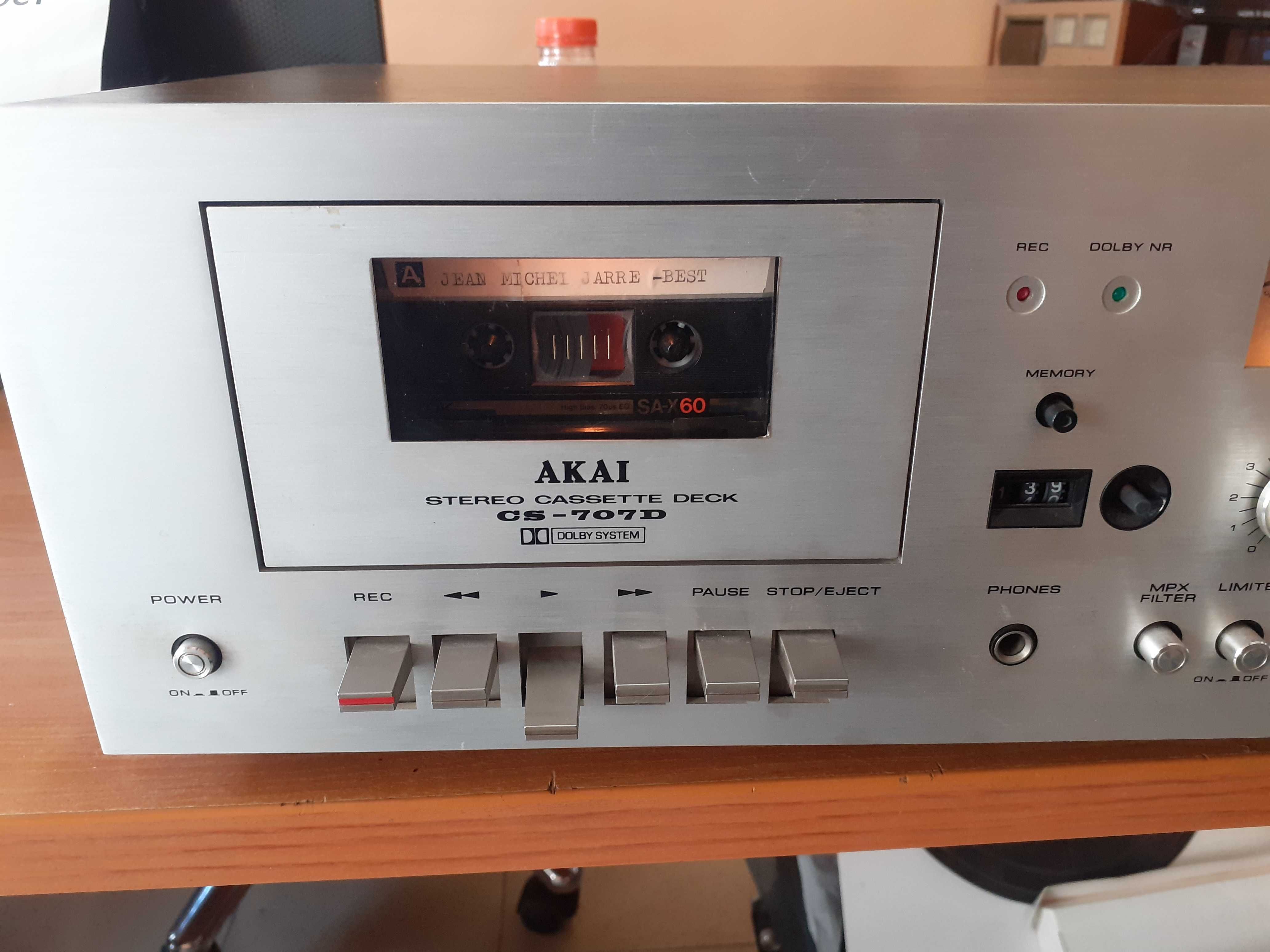 Akai CS-707D касетен дек