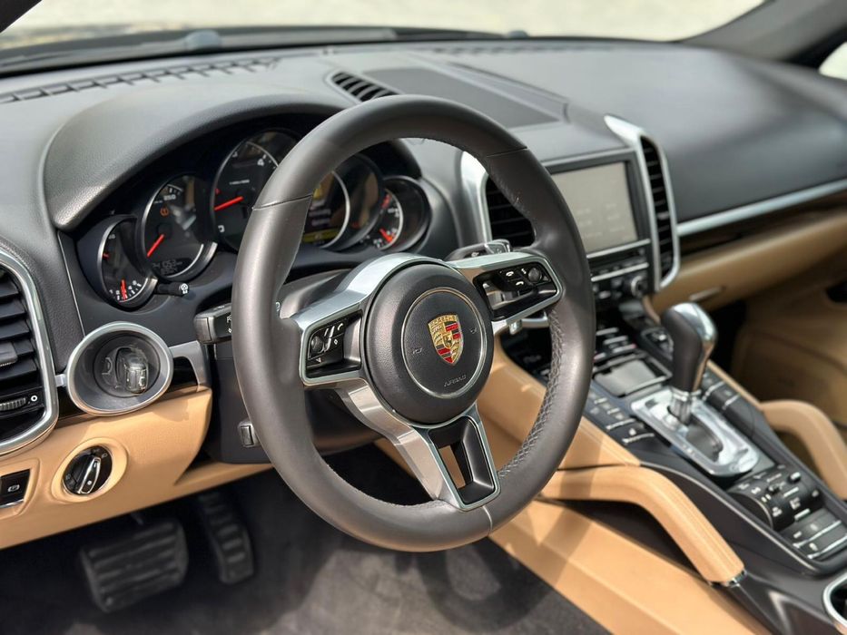 Vand Porsche Cayenne