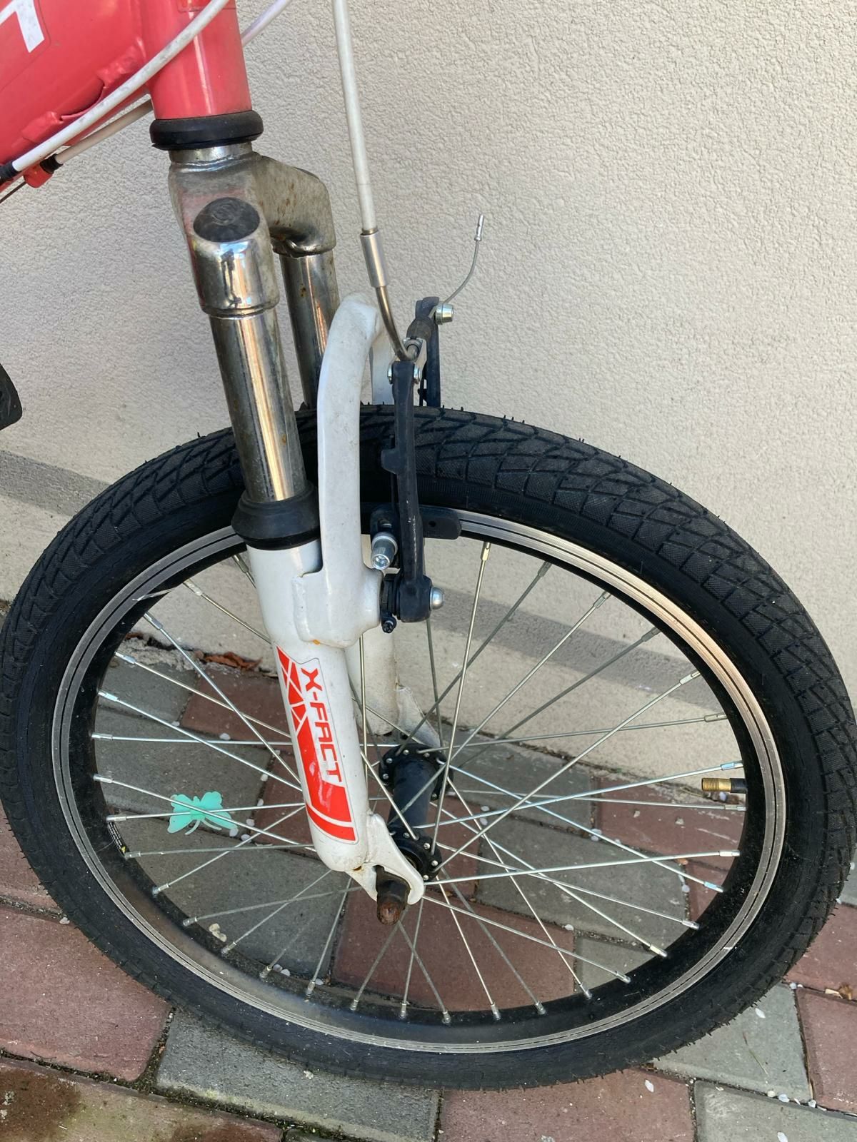 Bicicleta fete X-fact suspensii